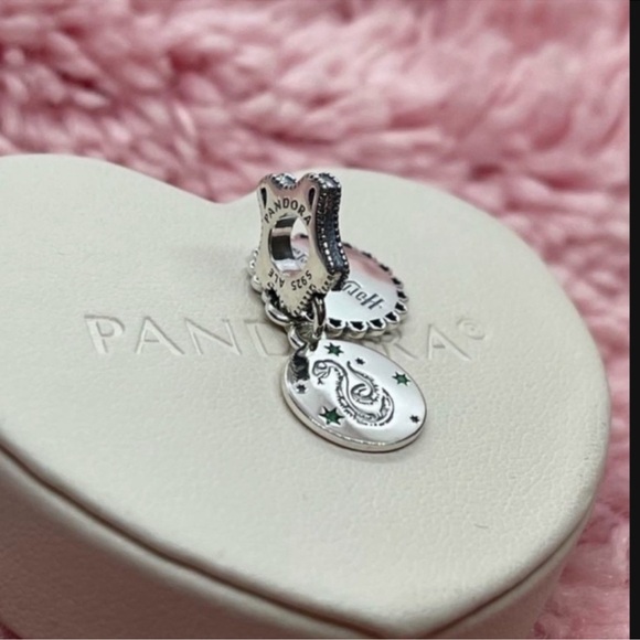 Harry Potter - Slytherin House Pandora Charm - Picture 11 of 15